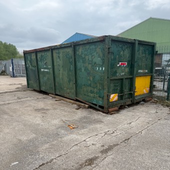 Skip with asbestos contents