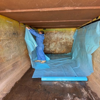 Asbestos removal for skip