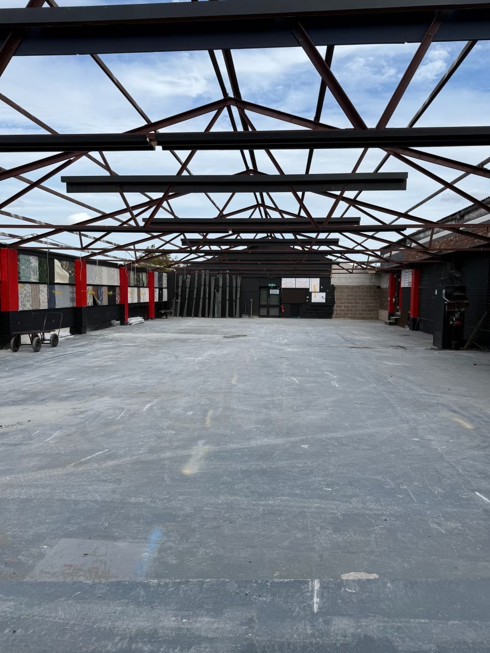 Asbestos roof sheet removal